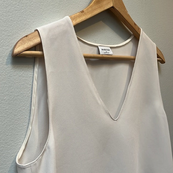 Babaton tank top. Cream. Size medium. - Picture 3 of 5